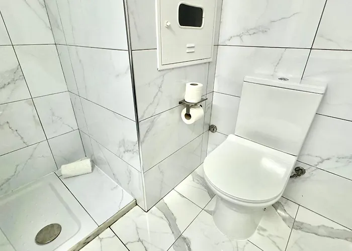 Da Rocha, 808 Tarik, Lovely Studio, Sea View, Air Conditioning, Free Wi-fi, By Ig * Portimão